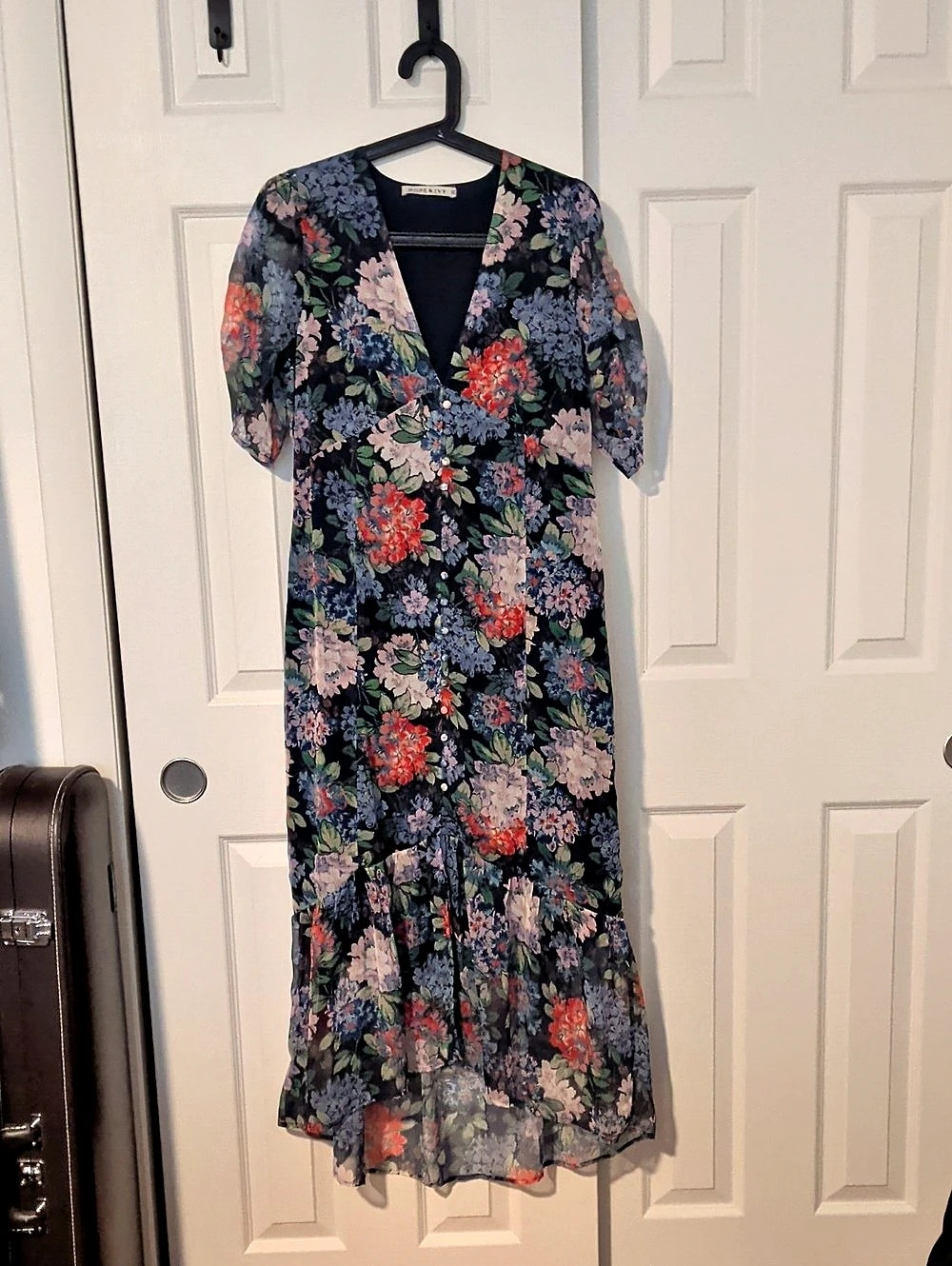 Hope & Ivy Button Detail Split Front Midi Dress in Blue Floral Size UK 10